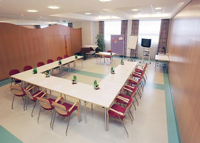 Stadtoase Kolping 호텔 3*