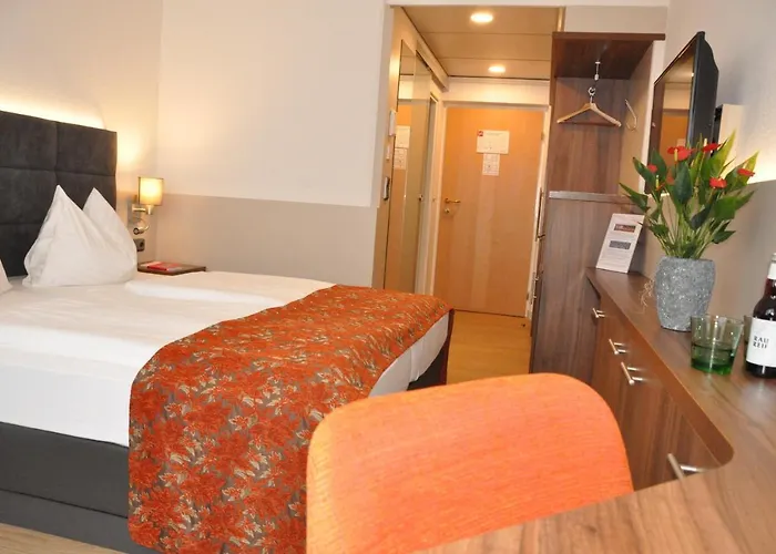 Stadtoase Kolping 호텔 3*